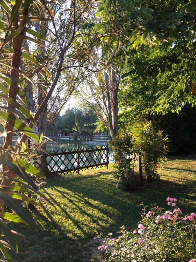Chalet B&B Laghetti Martina Crevalcore 외부 사진